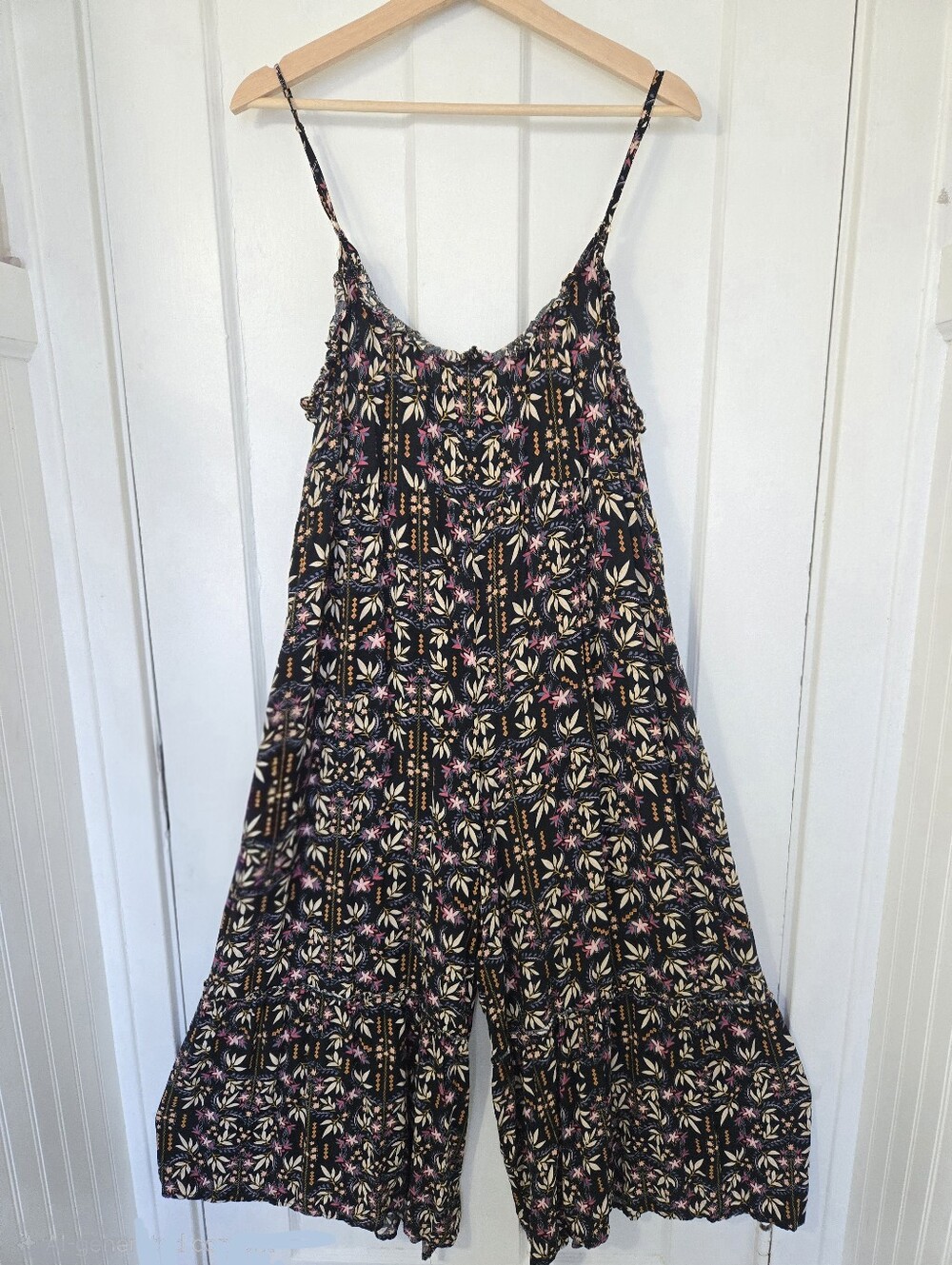 NATURAL LIFE Women's Black Floral Spaghetti-Strap Wide-Leg Jumpsuit Size M Boho